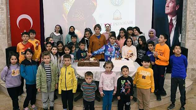 Vali Tavlı 'Yetimler Günü'nde çocuklarla iftarda buluştu