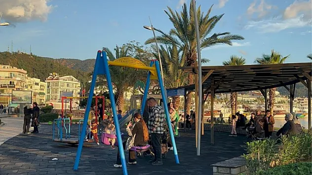 Vatandaşlar güneşli havanın keyfini çıkardılar