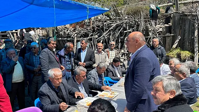 Yakup Otgöz, Seydikemerli vatandaşlarla bayramlaştı