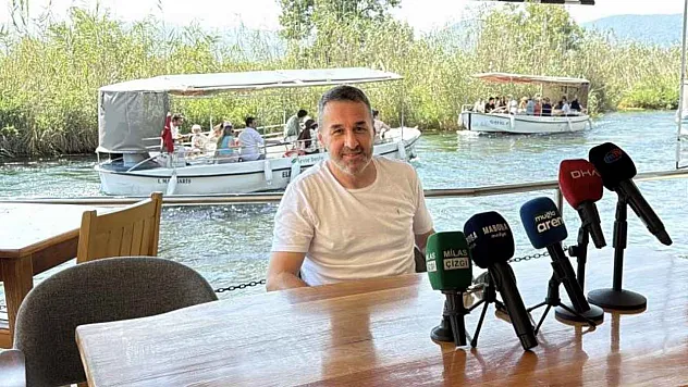 Yalçın Koşukavak: 'Zor şartlar altında sahaya çıkıp mücadele ediyoruz'