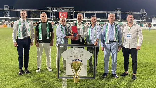 Yalıkavakspor'un Cumhurbaşkanlığı Kupası Bodrum İlçe Stadı'nda paylaşıldı