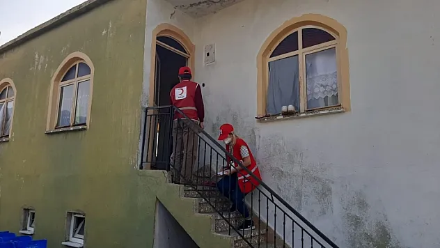 Yardım kolileri ihtiyaç sahiplerine ulaştırılıyor 