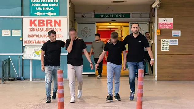 Yaşlı kadını 1.5 milyon lira dolandıran çete yakayı ele verdi