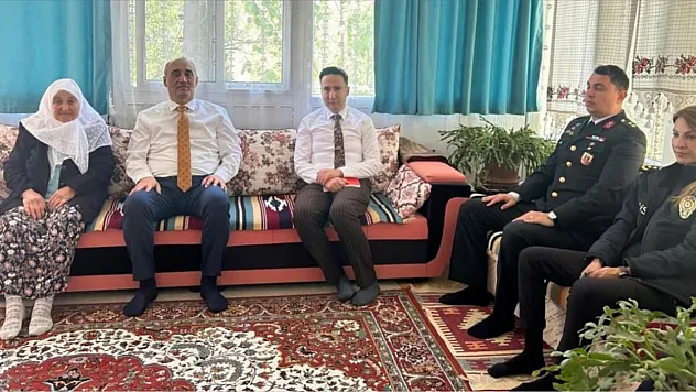 Yatağan Kaymakamı İlhan, şehit annesini unutmadı