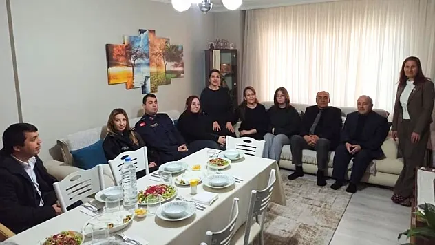 Yatağan Kaymakamı İlhan, vatandaşlarla iftar sofrasında buluştu