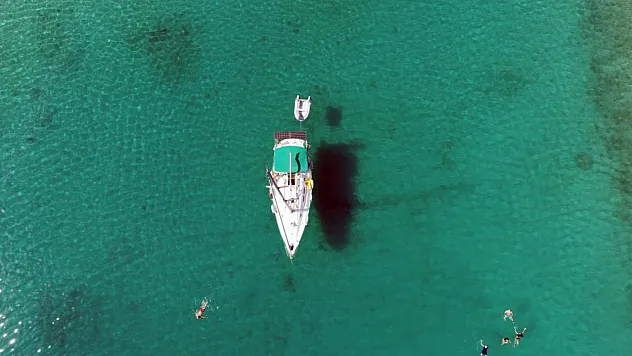 Yeşil ile mavinin buluştuğu Turkuaz koylar misafirlerini bekliyor