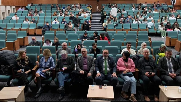 Yeşilay'dan gençlere teknoloji bağımlılığı uyarısı