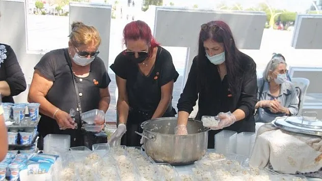 Zeynep Tuncel anısına pilav ikramında bulundular