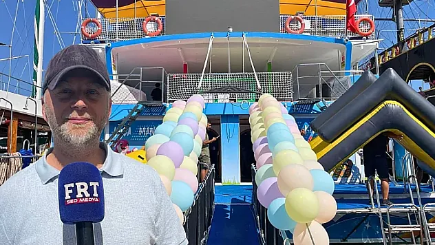 Fethiye'de Mavi Bilet'in Hayata Geçirdiği Toys Boat İlk Seferine Başladı