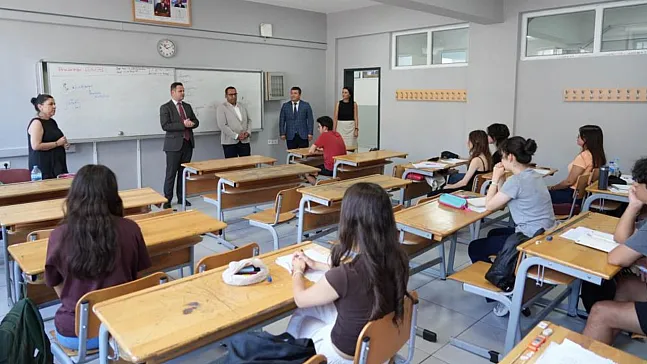 Muğla İl Milli Eğitim Müdürü Çay, yaz kursları ve tercih danışmanlığı çalışmalarını inceledi