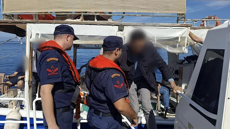 Dalaman ve Bodrum’da 2 vatandaşa denizden tıbbi tahliye yapıldı