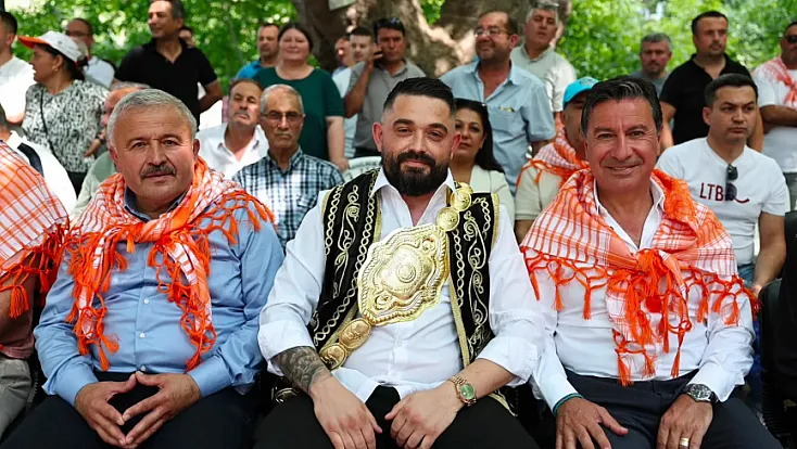 Beşpınar Güreşleri’nde Gözler Güreş Ağası İsmail Tekin’deydi