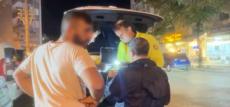 1,55 promil alkollü sürücü paniği, vatandaşlar peşinden koştu
