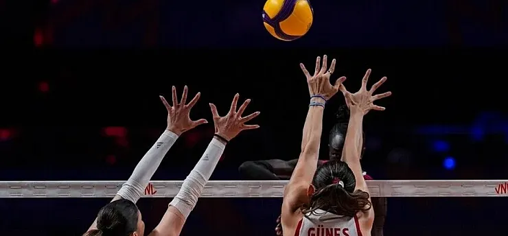 A Milli Kadın Voleybol Takımı, Milletler Ligi yarı finalinde yarın Çin ile karşılaşacak
