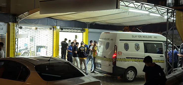 Alanya'da oto yıkamacıdaki silahlı kavgada ölü sayısı 2'ye yükseldi