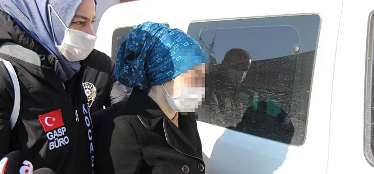 Bebeğini 9 kez bıçaklayan anne yeniden hakim karşısında