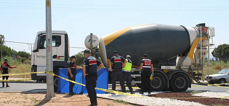 Beton mikserinin altında kalan yaşlı kadın hayatını kaybetti