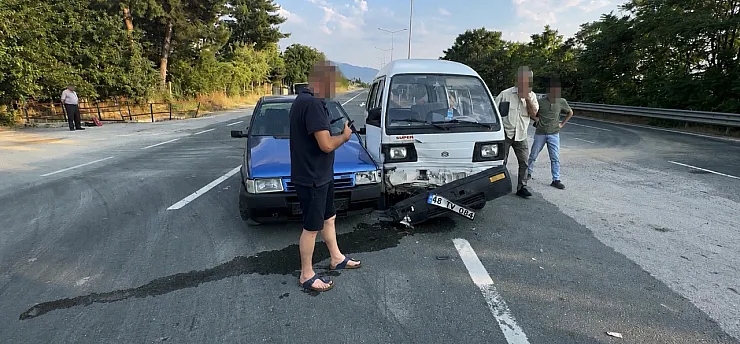 'Ceza yerine aracını yaptırayım' teklifinde bulunan alkollü sürücü polisi görünce kaçtı
