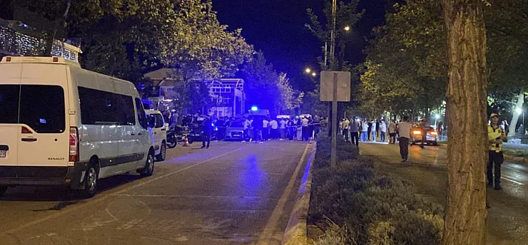 Denizli'de kafeye silahlı saldırı: 2 ölü, 4 yaralı