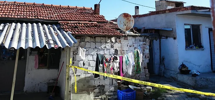 Eşi tarafından bıçaklanan kadın hayatını kaybetti