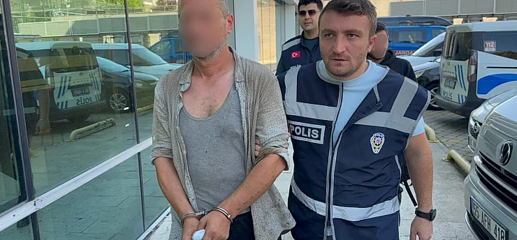 Eşini silahla tehdit eden koca gözaltına alındı