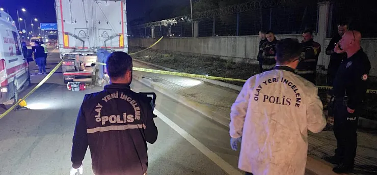 Feci kazada motokurye hayatını kaybetti