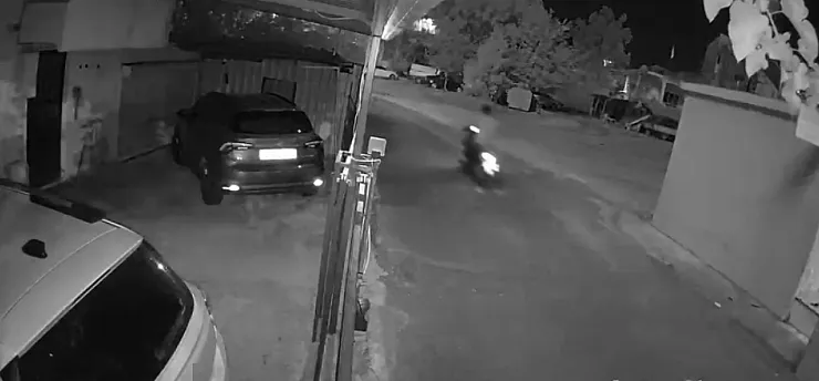 Gece yarısı patlatılan havai fişek, mahalleyi ayağa kaldırdı: Kimi deprem sandı, kimi maç var zannetti