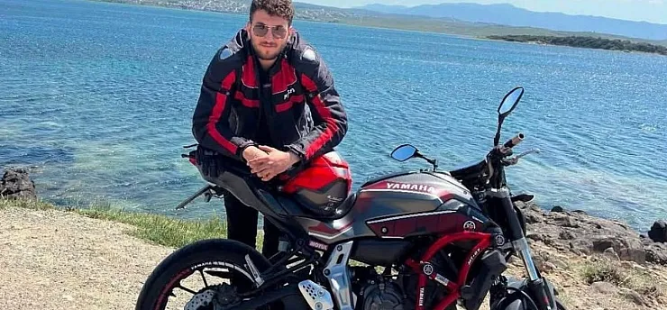 Genç motosiklet eğitmeni kazada hayatını kaybetti