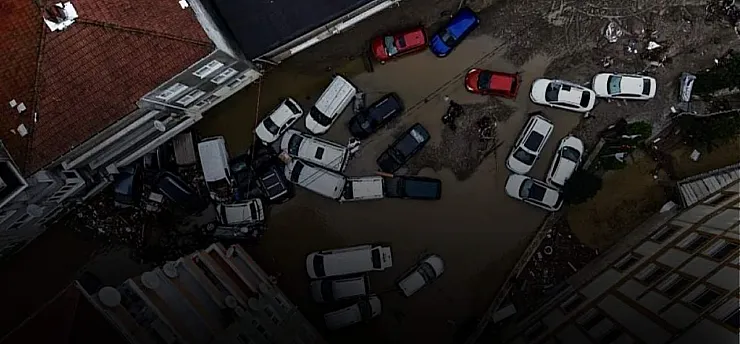 İstanbul'da sel felaketinde hayatını kaybedenlerin sayısı 3'e yükseldi