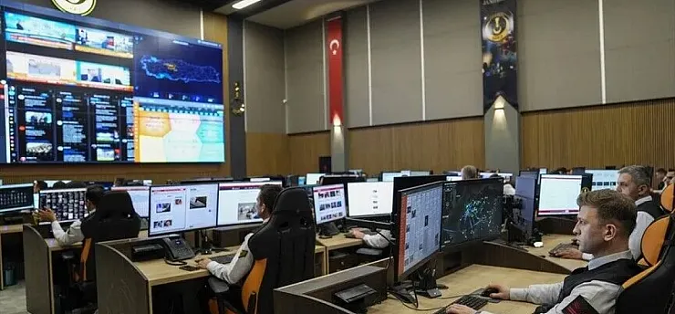 Jandarmadan yapay zeka uygulamalarını 'dijital dost' haline getirenlere uyarı