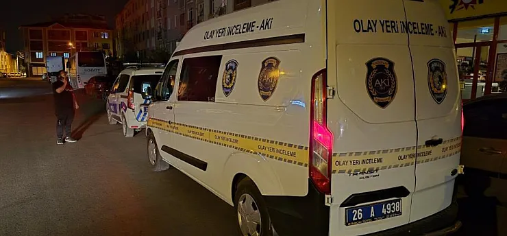 Kalp krizi geçiren şahıs ambulansta hayatını kaybetti