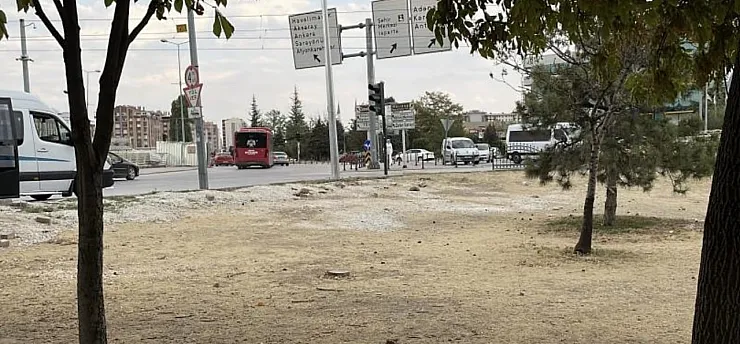 Kıskançlık Kavgası: 15 Yaşındaki Kız Bıçaklandı