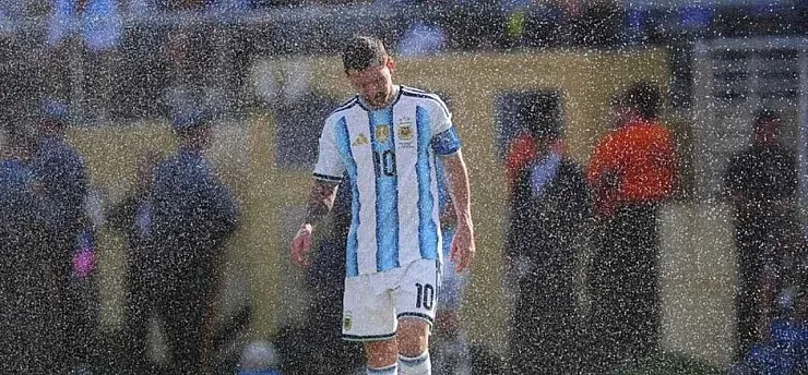 Lionel Messi, 21 yıllık milli takım kariyerine rekorlar ve kupalarla veda etti