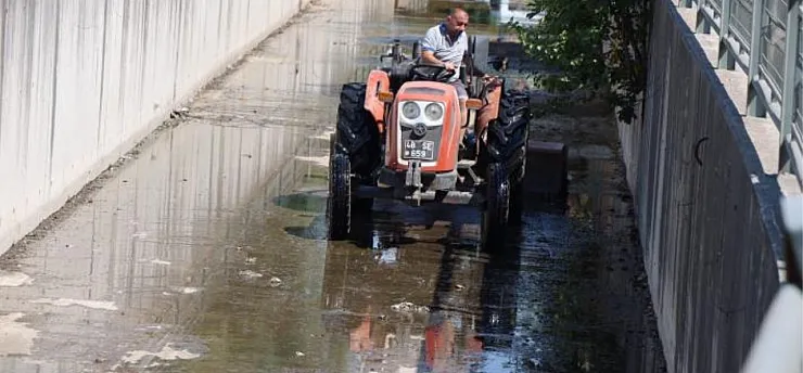 Marmaris'te derelerde temizlik seferberliği