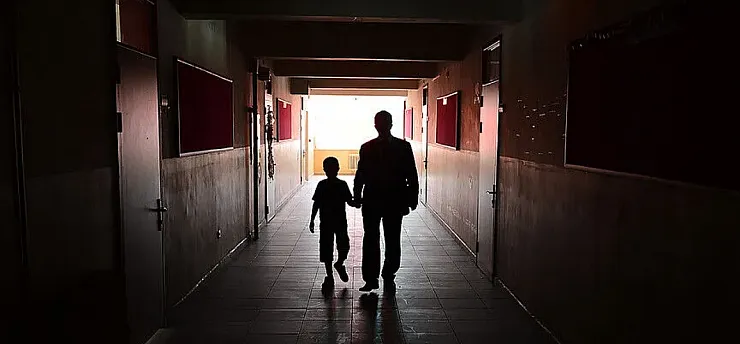 MEB öğrencilerin okula uyumunun ailelerle desteklenmesi için program hazırladı