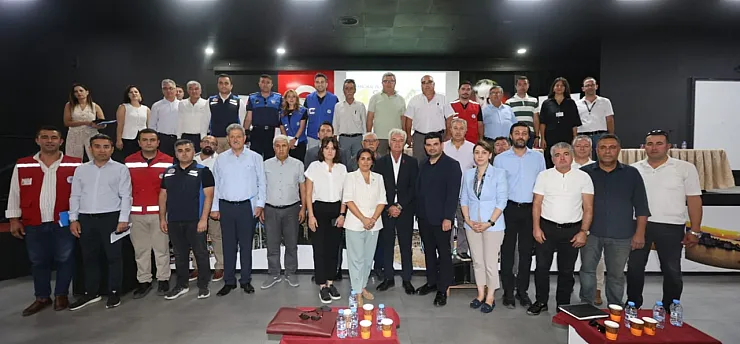 Muğla Büyükşehir'den Milas'ta muhtarlarla koordinasyon toplantısı