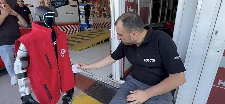 Oto ekspertiz firmasının zam isteyen robotu