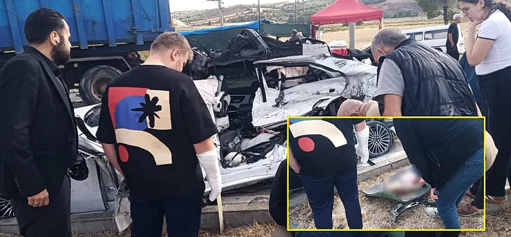 Otomobil Kamyonun Altına Girdi: Anne ve Kızı Hayatını Kaybetti