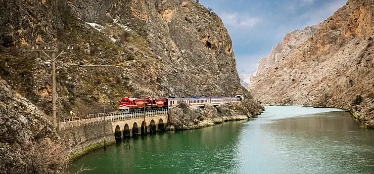 Turistik Doğu Ekspresi seferleri 21 Aralık'ta başlayacak