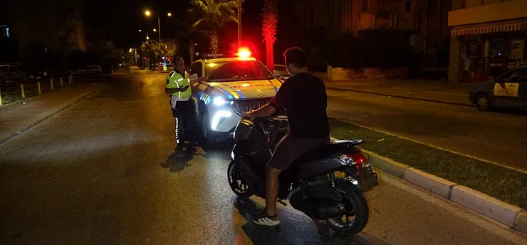 Uygulama yapan ekiplerden kaçtı, cezası ağır oldu: 610 bin 168 TL, 180 gün trafikten men