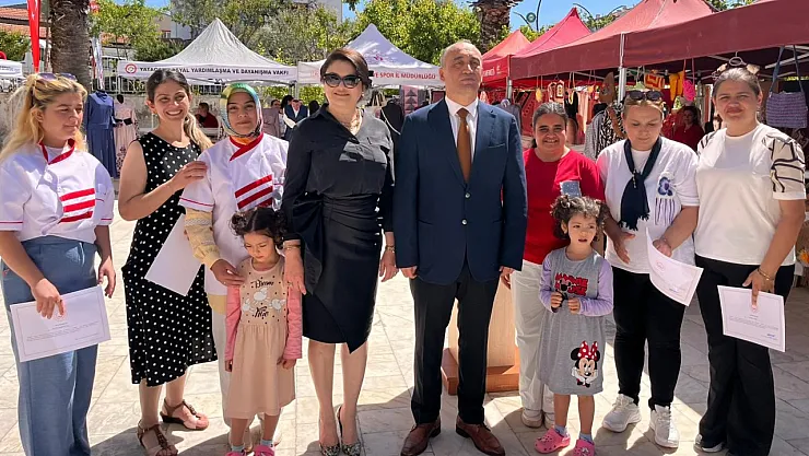 Yatağan'da kursiyerler el emeği ürünlerini sergilediler