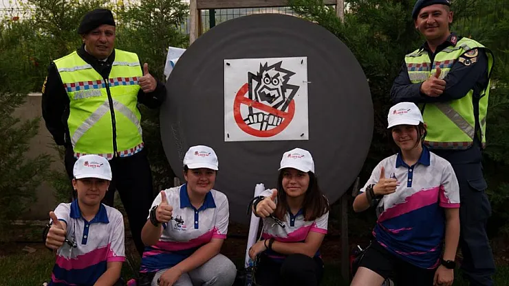 Okçuluk Kulübünde eğitim alan 30 sporcuya trafik eğitimi verildi