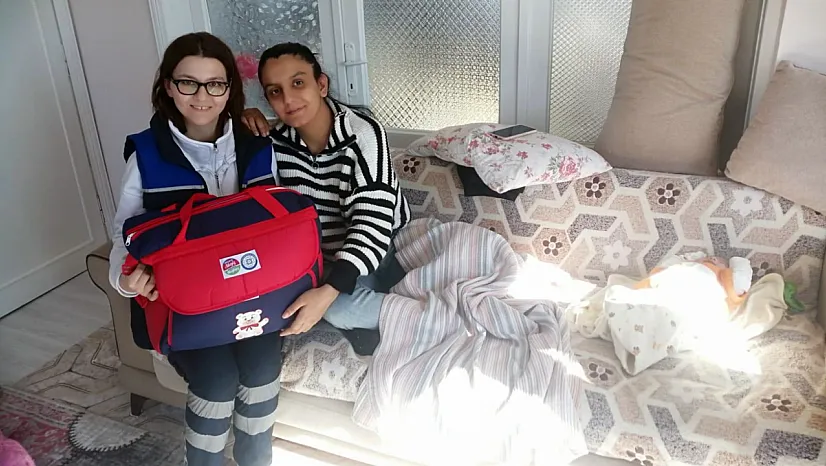 2 bin 859 aileye 'Hoş Geldin Bebek' çantası