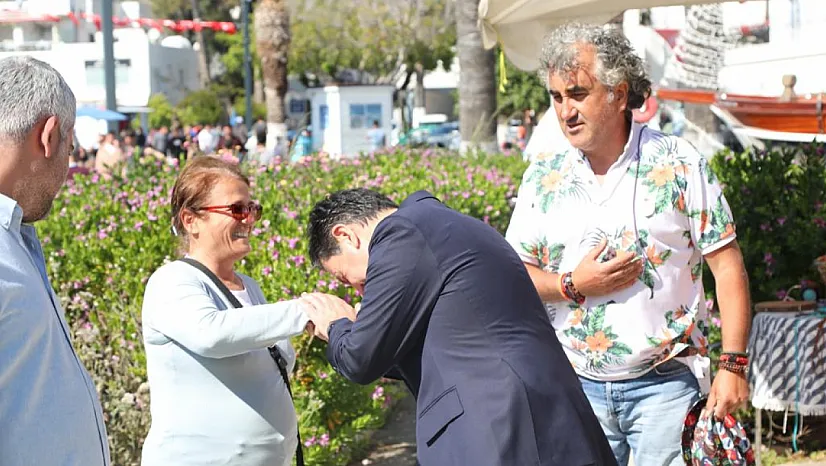 Başkan Aras'tan, gençlerle bayram ziyareti