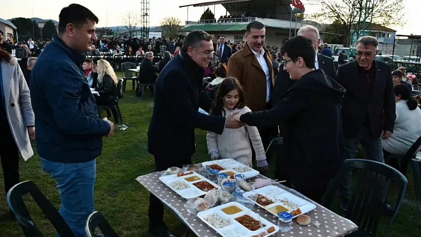 Belediye, 47 programda 20 bin kişiyle iftarda buluştu