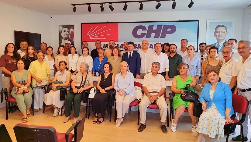 CHP Muğla'da yeni dönem: Nail Kızıl ve Yönetimi 'Özgür Özel İletişim Ofisi'ne geçti