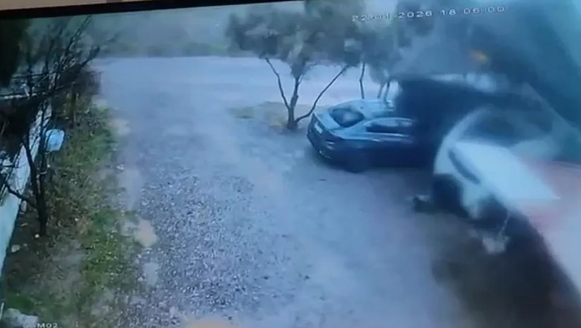 Dalaman'da Fırtına Otopark Çatısını Uçurdu