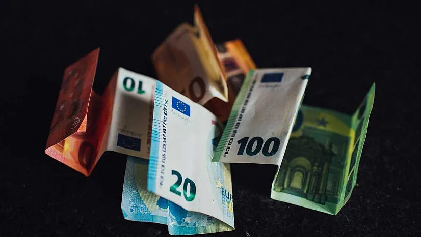 Dolar ve Euro kuru bugün ne kadar oldu?  27 Ocak 2026 güncel döviz fiyatları