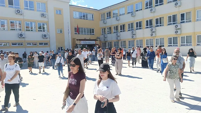Fethiye'de TYT Sona Erdi: Öğrenciler ve Veliler Derin Nefes Aldı
