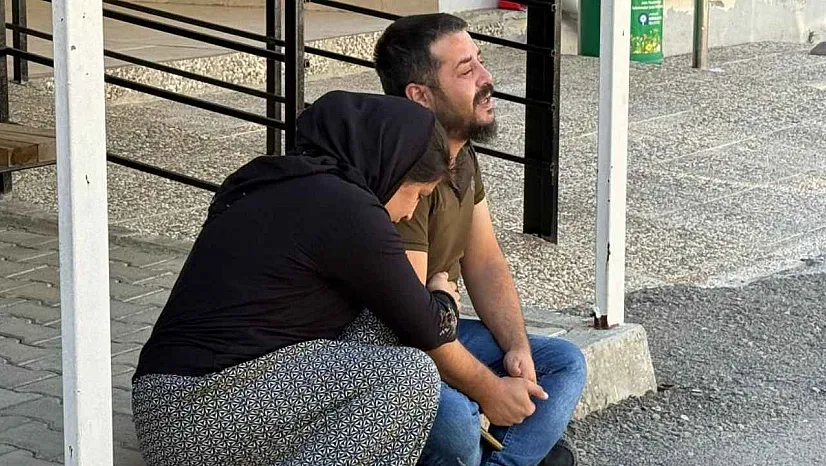 Geri manevra yapan baba, ölümüne sebep olduğu bebeğinin cenazesini gözyaşları arasında teslim aldı